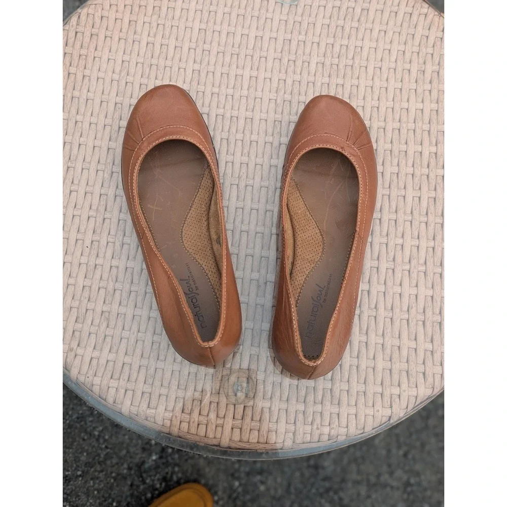 Quiet Luxury Brown Leather Ballet Flats Natural Soul Naturalizer 8.5 M